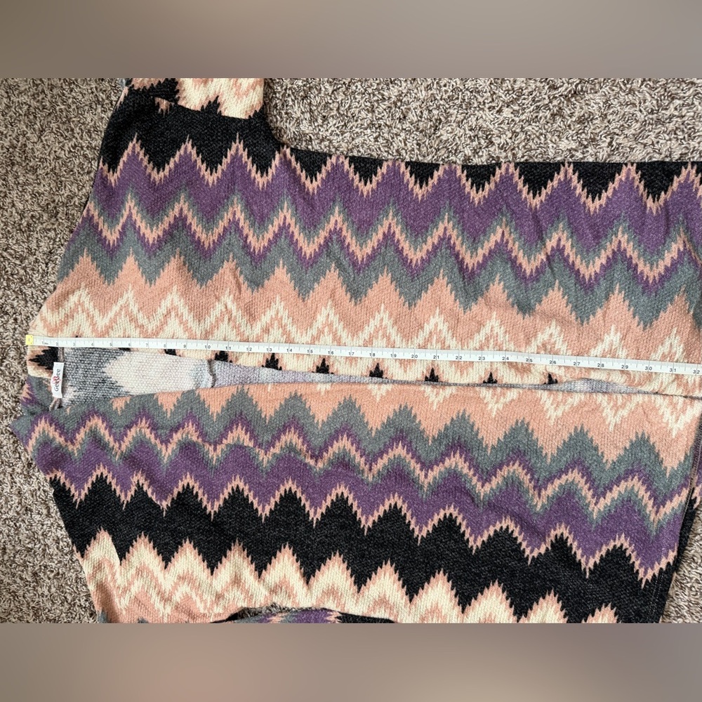 Fringed Aztec Pattern Cardigan - Picture 9 of 16